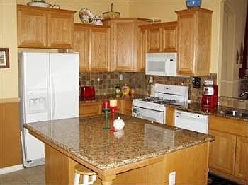 1st image of 920 Tartan Ln