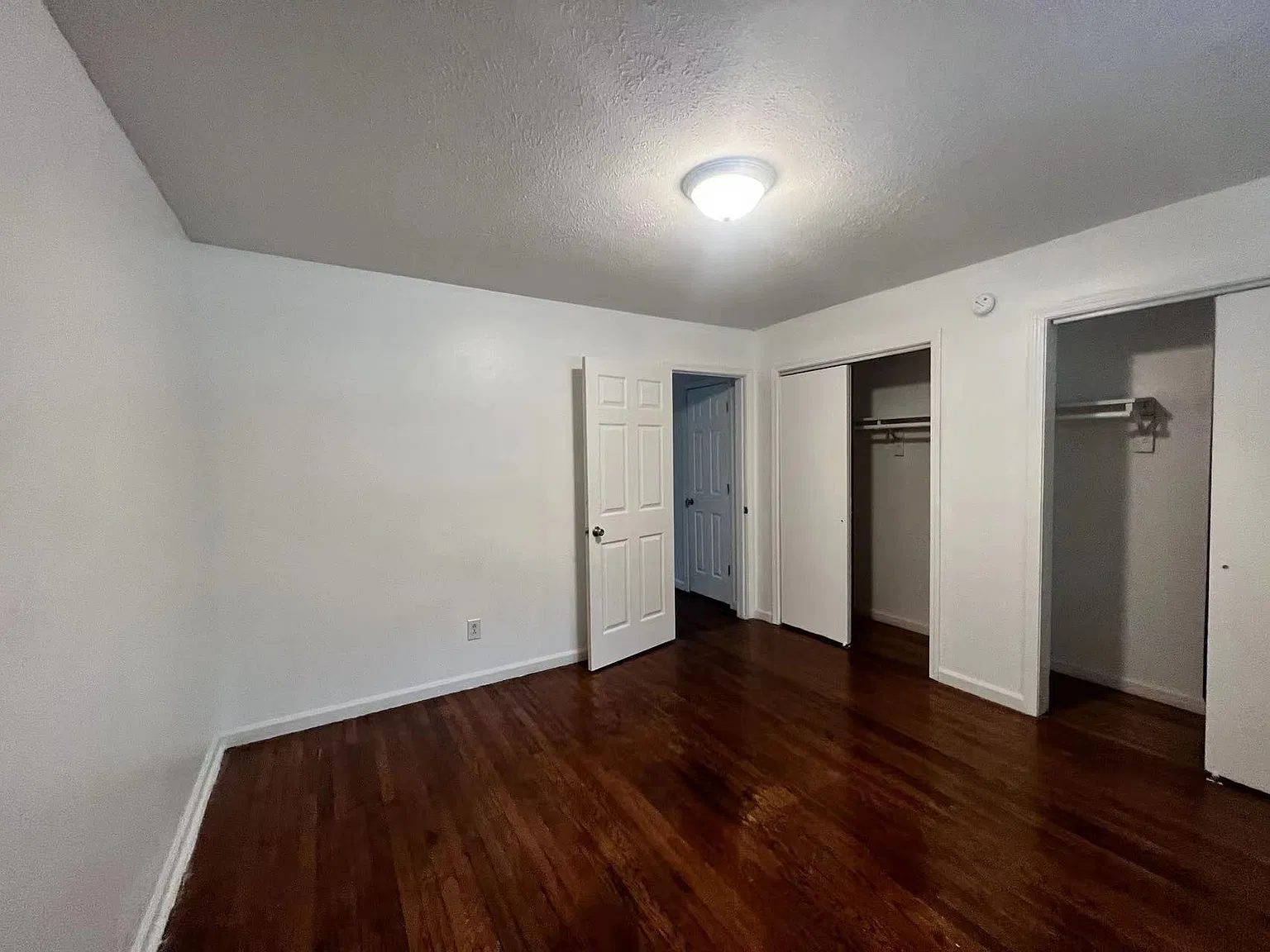 511 SanJuan Drive - East — Photo 2