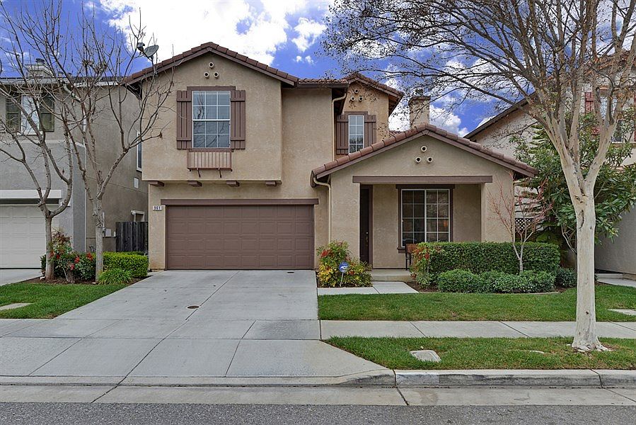 1st image of 961 Desmet Ln