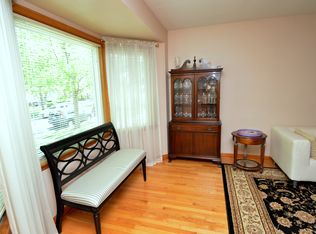 2308 Northgate Ave, North Riverside, IL 60546