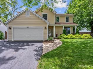 1911 Pine Dr, McHenry, IL 60051