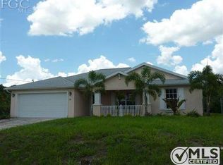 54 Queen Ct, Lehigh Acres, FL 33976