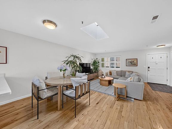 2nd image of 2355 Beach Blvd APT 204