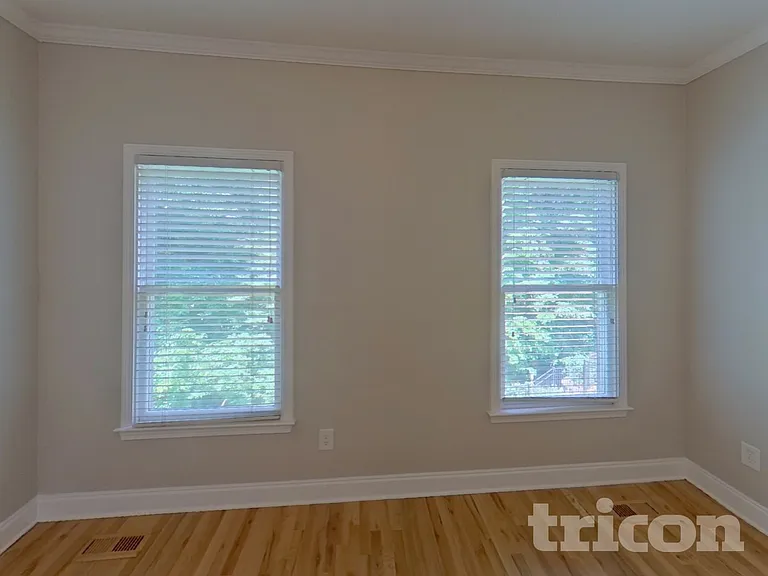 2205 Washington Dr — Photo 7