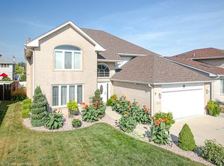 10712 Long Ave, Oak Lawn, IL 60453