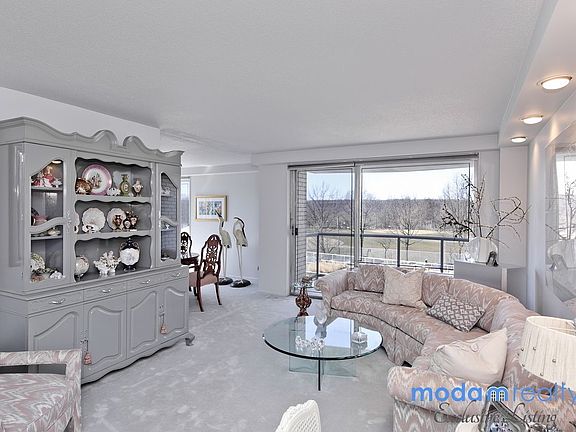 4th image of 3333 Henry Hudson Pkwy APT 3F