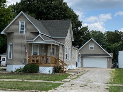 608 N Monroe St, Litchfield, IL, 62056