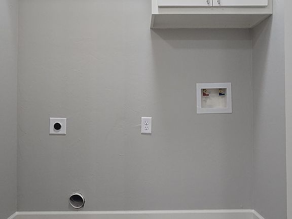 3rd image of 740 SE 30th St #B