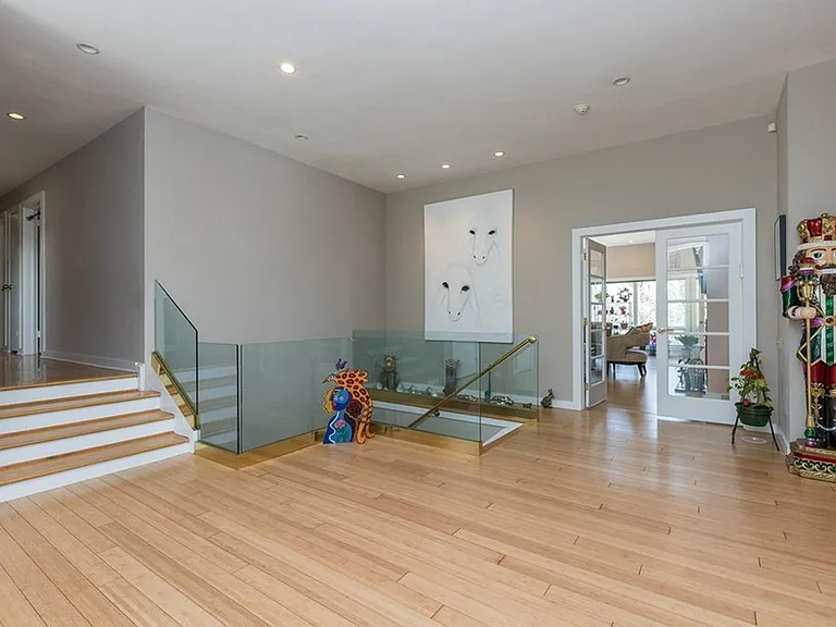 192 Stonehurst Dr — Photo 14