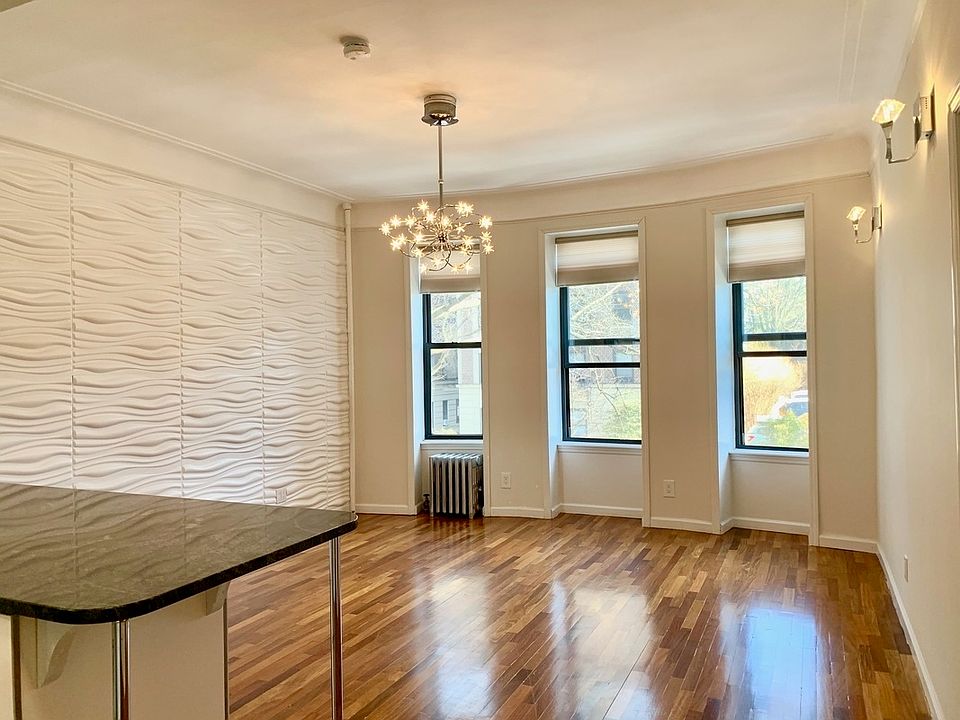 1st image of 412 8th Ave APT B2