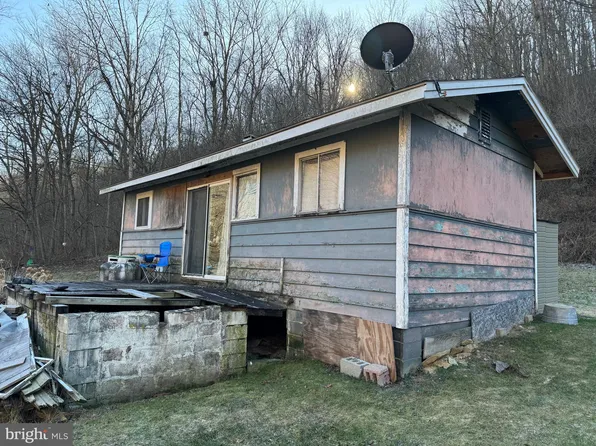 8180 Hollow Rd, Felton, PA 17322