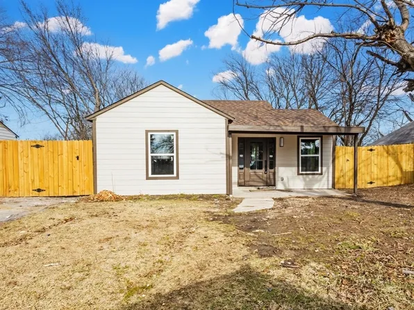 606 SE 10th St, Grand Prairie, TX 75051