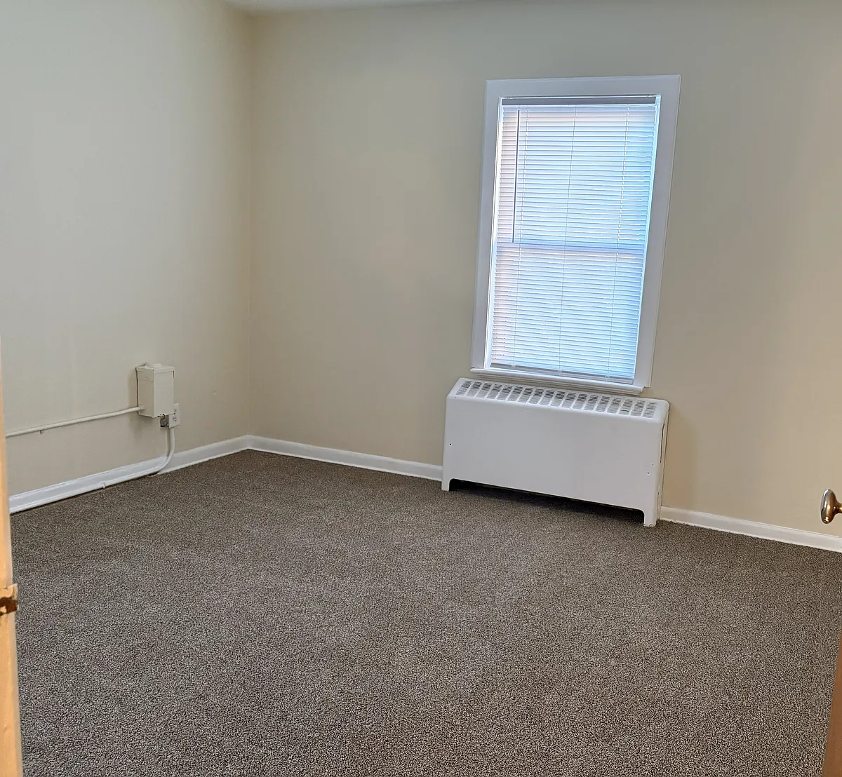 Bedroom 1 - 2306 W 5th Ave #6