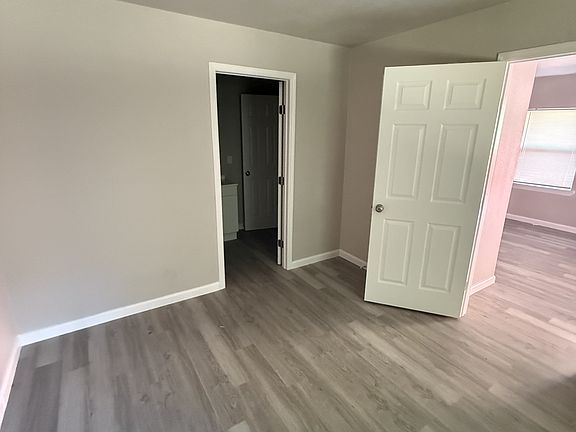 4th image of 201 W Green Ave #9