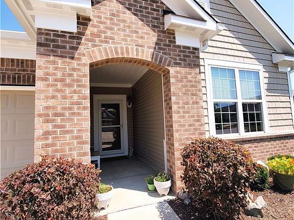 2nd image of 5138 Lilium Dr
