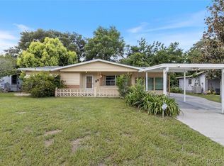 20 S Lincoln Ave, Beverly Hills, FL 34465