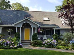59 Trout Brook Ln, Riverhead, NY 11901