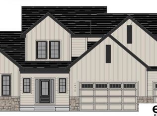 18313 Cheyenne Rd, Omaha, NE 68136