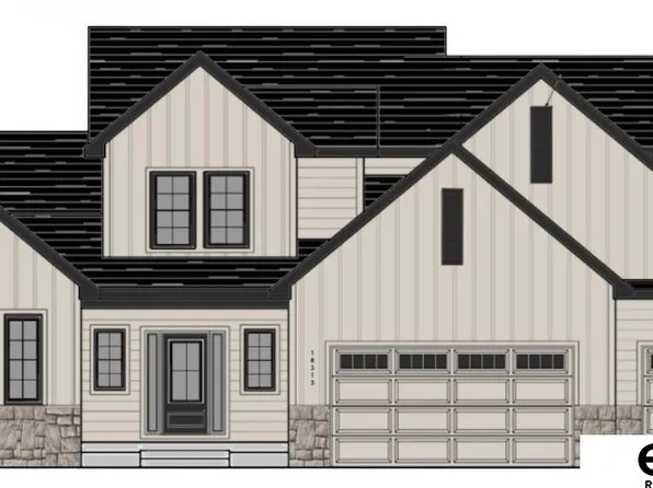 18313 Cheyenne Rd, Omaha, NE 68136