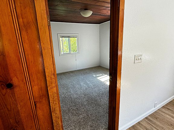 5th image of 14569 Eastern Ave #B