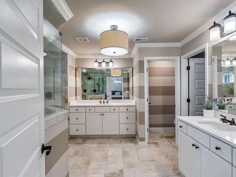 721 Harper Ln — Photo 12