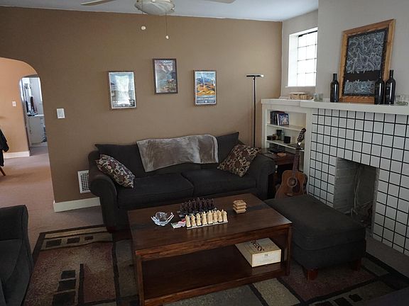 Open living with neutral colors
