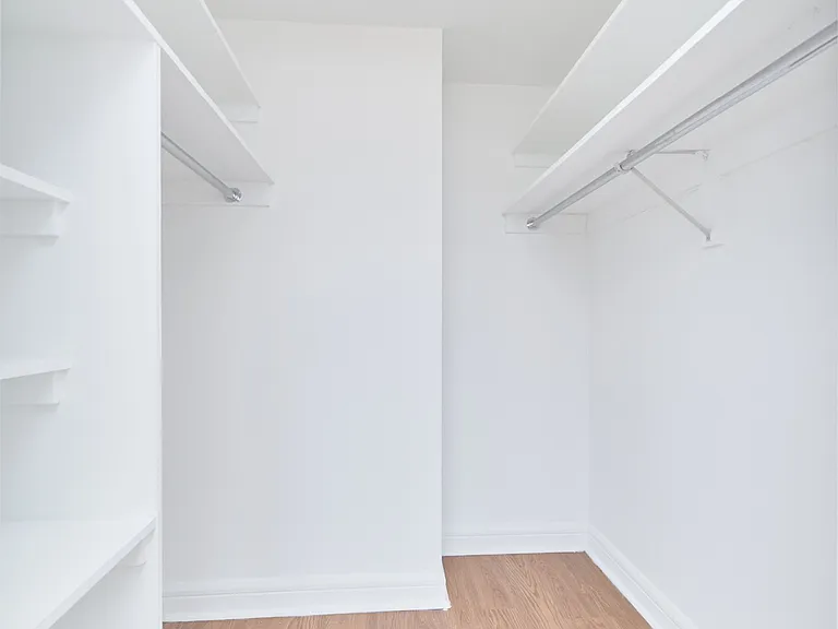 160 Riverside Blvd #16H — Photo 12