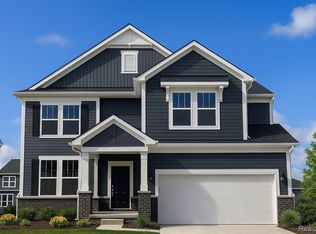 693 Gretchen Ln, Saline, MI 48176