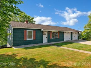 14 Elizabeth St, Canton, NC 28716