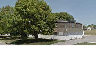 1240 Meadow Ln APT A, Waterloo, IA 50701