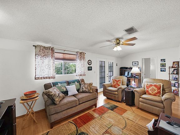 4th image of 10409 W Floriade Dr
