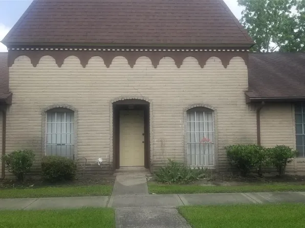 7267 Cook Rd, Houston, TX 77072