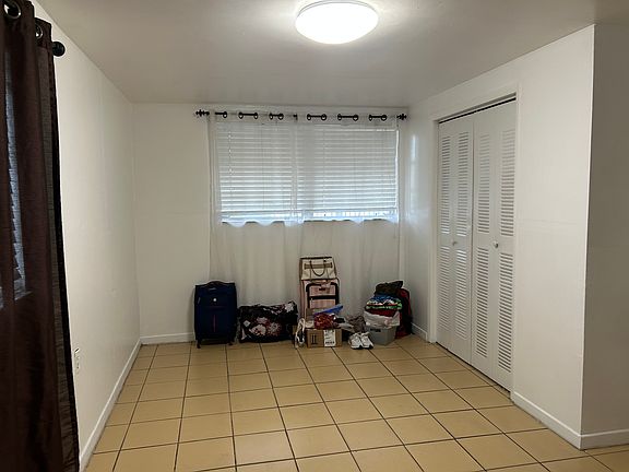 4th image of 450 NW 45th Ave #3