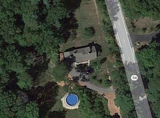 1245 Reynolds Rd, Glocester, RI 02814