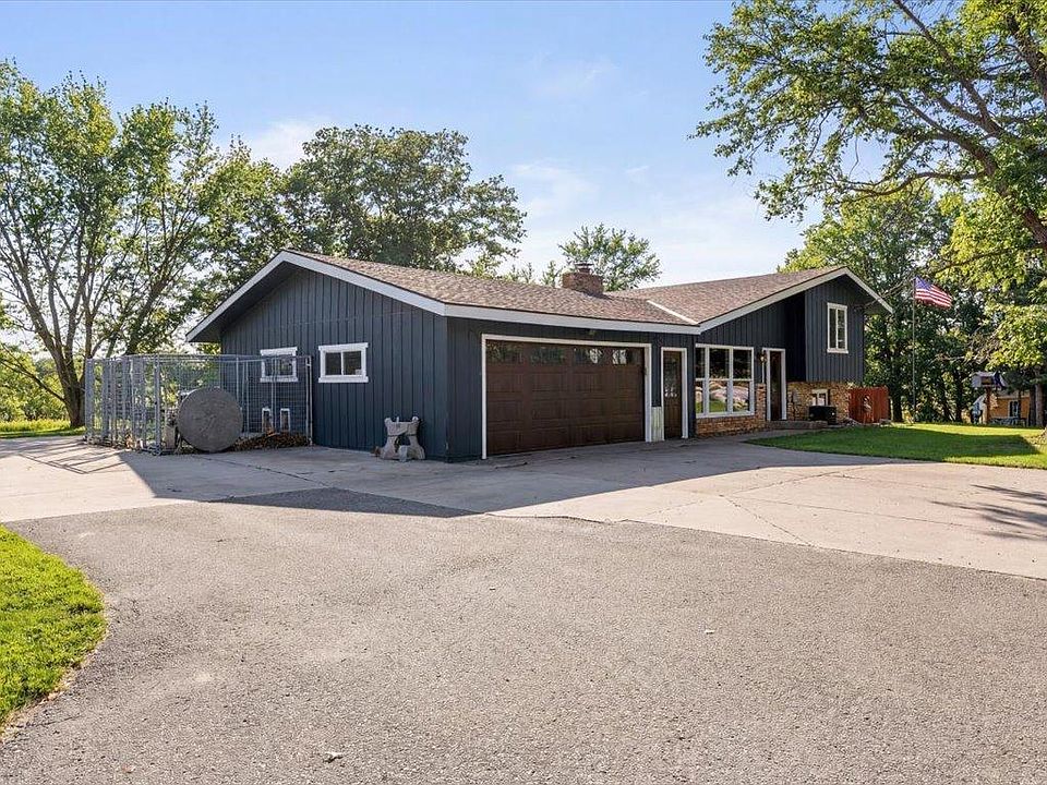 1st image of 15057 Mary Ln