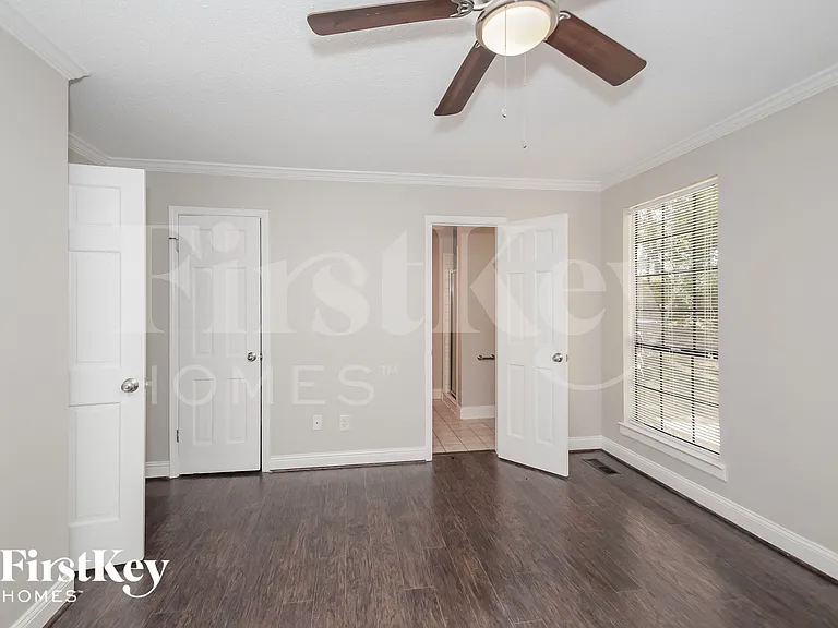 4217 Park Cir — Photo 8