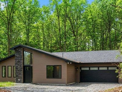 71 Forest Lake Dr, Jim Thorpe, PA, 18229