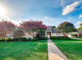 7111 Schafer St, Dallas, TX 75252