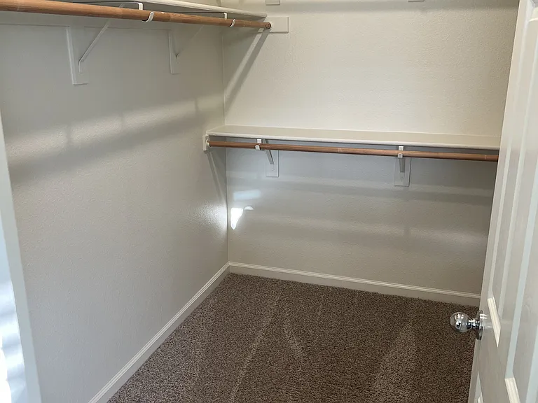 3911 Streamline St — Photo 12