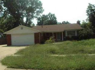 1017 S Apache Dr, Wichita, KS 67207
