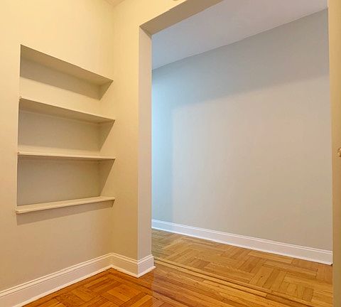 5th image of 200 E 18th St #3