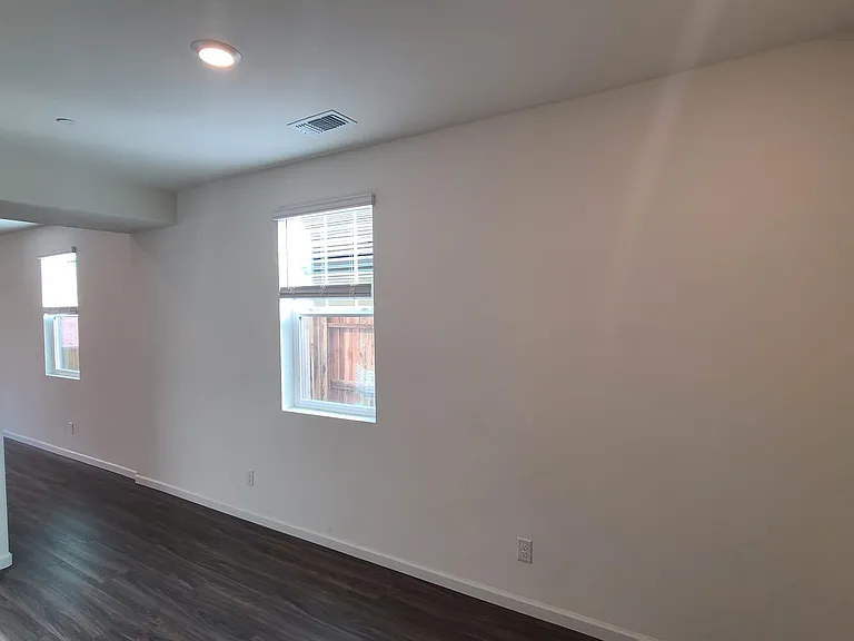 3226 Dragonfly Way — Photo 31