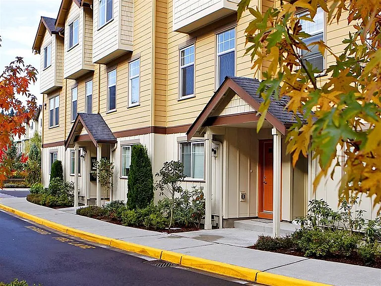 Northshore Townhomes — Photo 10