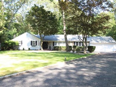 54 Aspen Lane, Stony Brook, NY, 11790