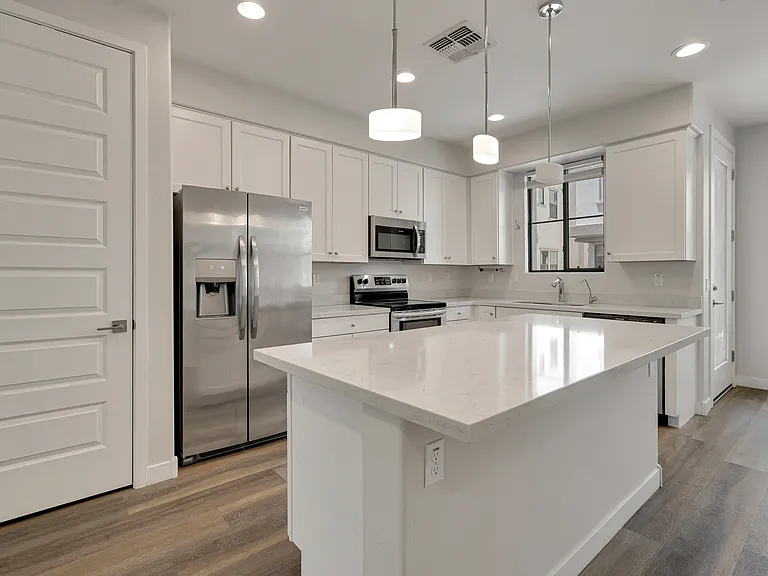 4235 N 26th St #13 — Photo 9