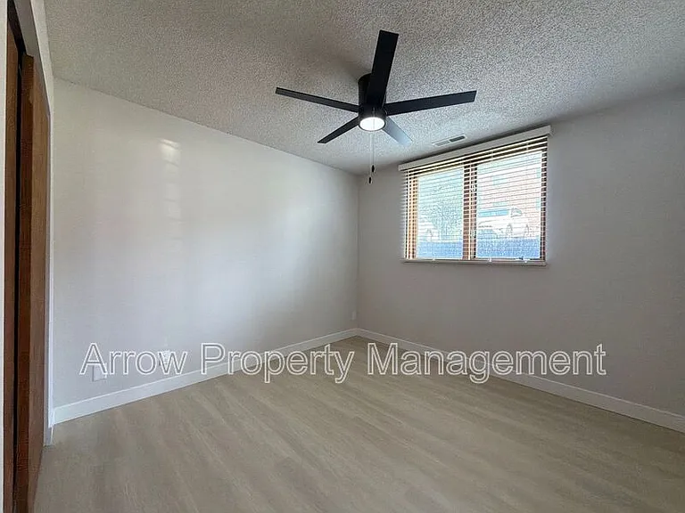 2323 T St #7 — Photo 13