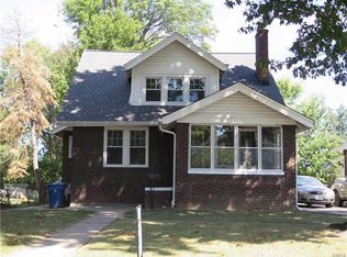 9117 Shelley Ave, Saint Louis, MO 63114