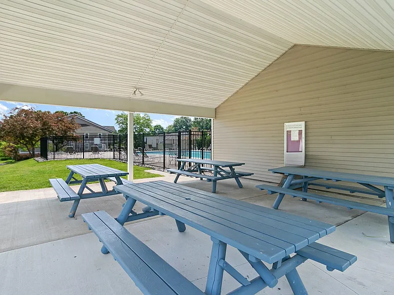 1407 Millbrook Trl — Photo 22