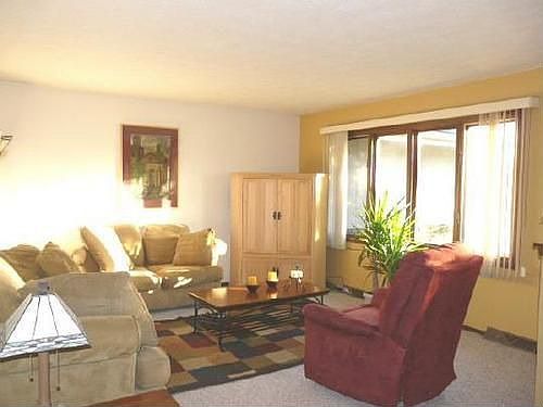 4th image of 5824 Tasselbury Close