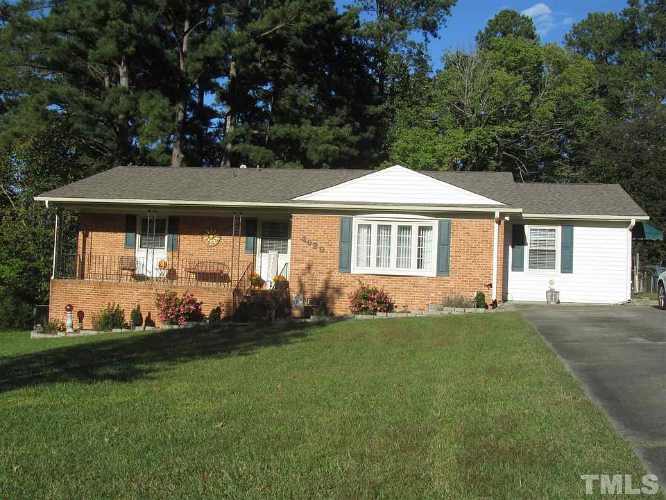 1st image of 4020 Chaucer Dr